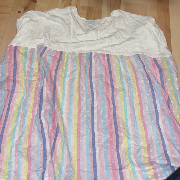 TORRID White Rainbow Back Slub Cotton Burnout Cuff Sleeve T-Shirt - Picture 6 of 6